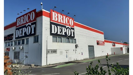 Brico Dépôt, Magasin de Bricolage à Petite-Forêt
