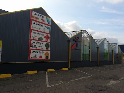 Bricomarché Neufchâtel-En-Bray, Magasin de Bricolage à Neuville-Ferrières