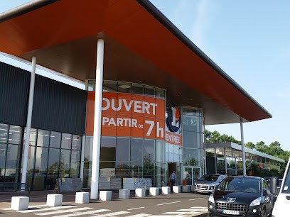 Brico - E Leclerc in Mont De Marsan, Magasin de Bricolage à Mont-de-Marsan